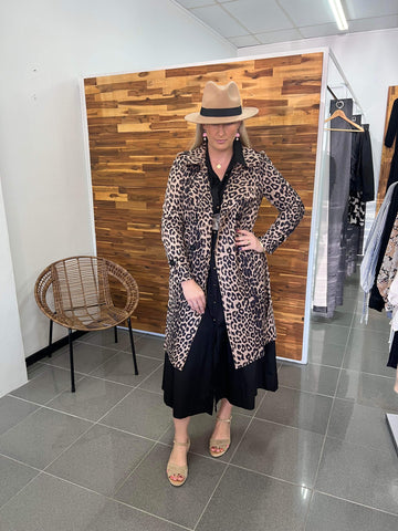 Sandy Coat